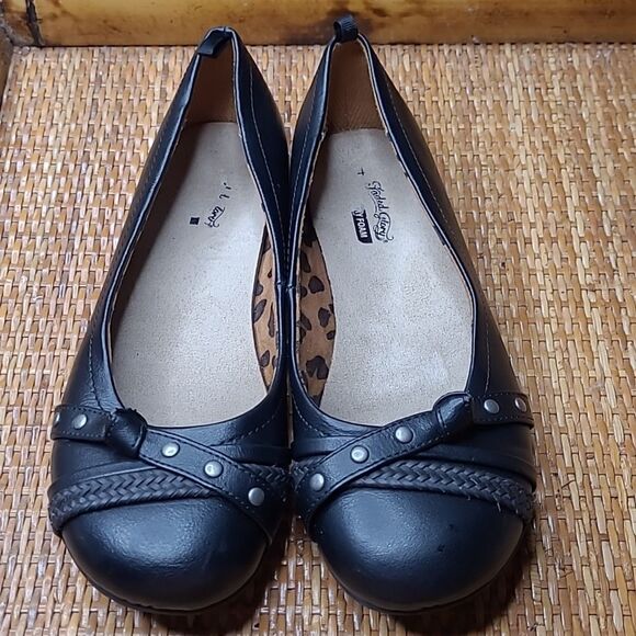 Faded Glory sz 4 black slippers - Picture 1 of 7